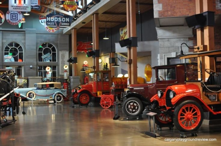 https://mdw-travel-data-us-east-1.s3.amazonaws.com/img/country/Canada/Gasoline-Alley-Museum/img_01.jpg