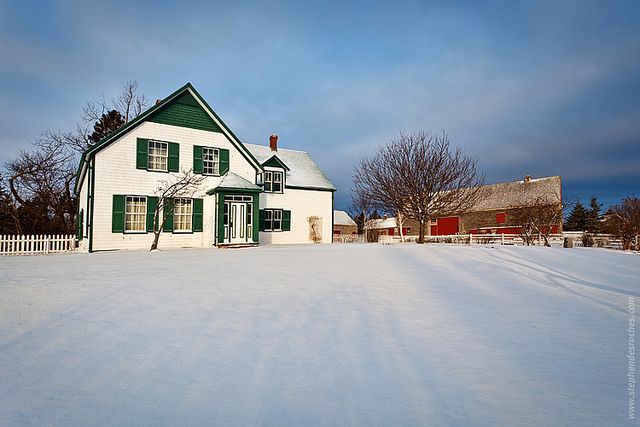 https://mdw-travel-data-us-east-1.s3.amazonaws.com/img/country/Canada/Green-Gables/img_02.jpg