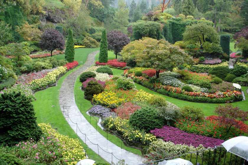 https://mdw-travel-data-us-east-1.s3.amazonaws.com/img/country/Canada/Halifax-Public-Gardens/img_01.jpg
