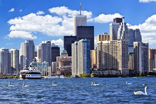 https://mdw-travel-data-us-east-1.s3.amazonaws.com/img/country/Canada/Harbourfront-Centre/img_02.jpg