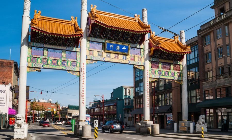 https://mdw-travel-data-us-east-1.s3.amazonaws.com/img/country/Canada/Historic-Chinatown/img_03.jpg