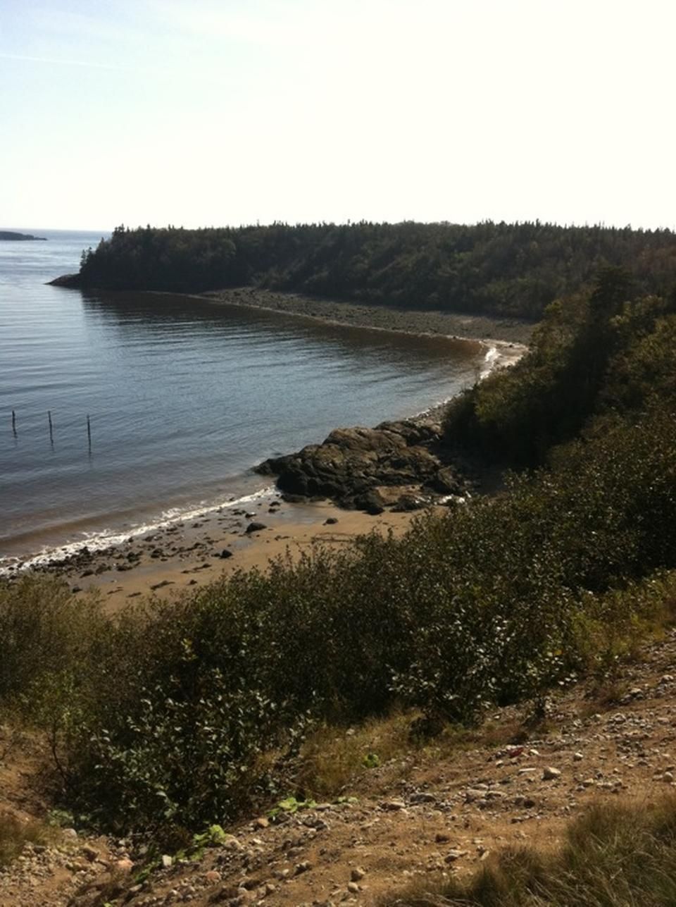 https://mdw-travel-data-us-east-1.s3.amazonaws.com/img/country/Canada/Irving-Nature-Park/img_01.jpg