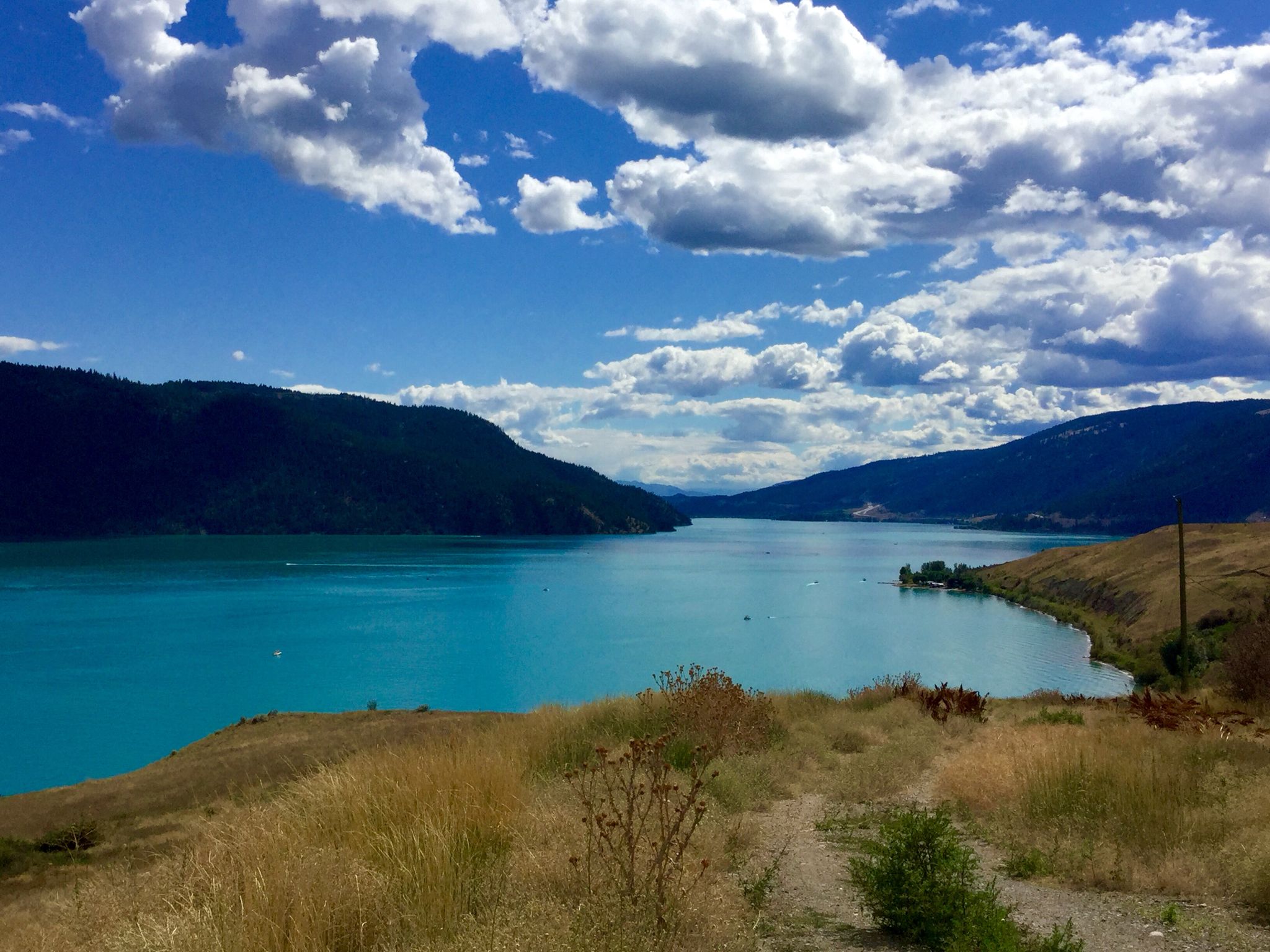 https://mdw-travel-data-us-east-1.s3.amazonaws.com/img/country/Canada/Kalamalka-Lake-Provincial-Park/img_04.jpg