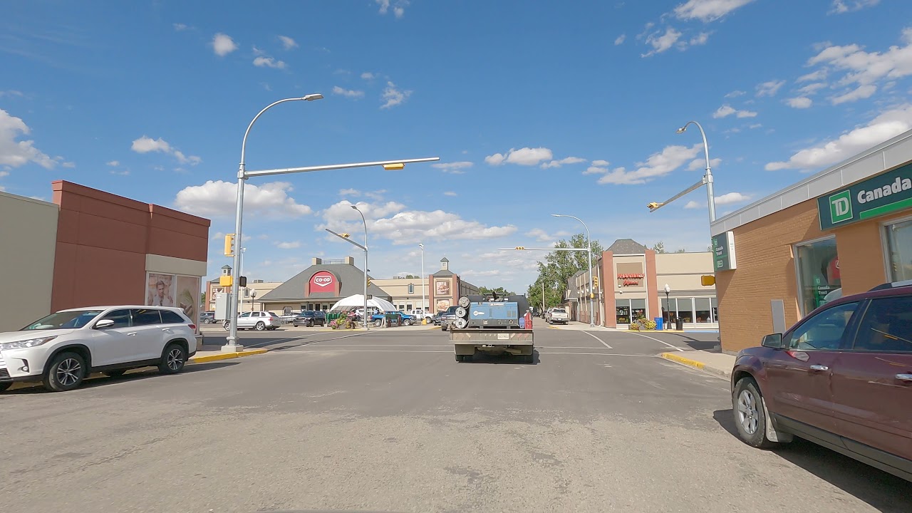 https://mdw-travel-data-us-east-1.s3.amazonaws.com/img/country/Canada/Kindersley-and-District-Plains-Museum/img_00.jpg