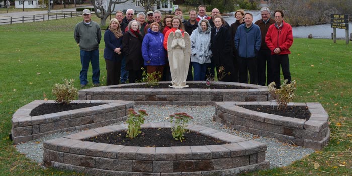 https://mdw-travel-data-us-east-1.s3.amazonaws.com/img/country/Canada/Kiwanis-Memorial-Park/img_02.jpg