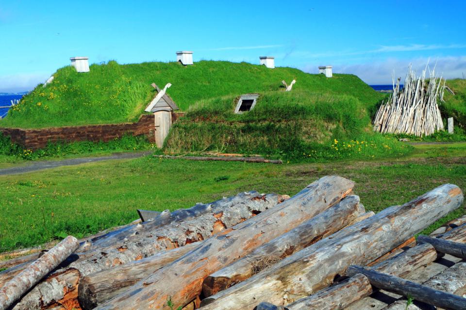 https://mdw-travel-data-us-east-1.s3.amazonaws.com/img/country/Canada/LAnse-aux-Meadows/img_01.jpg