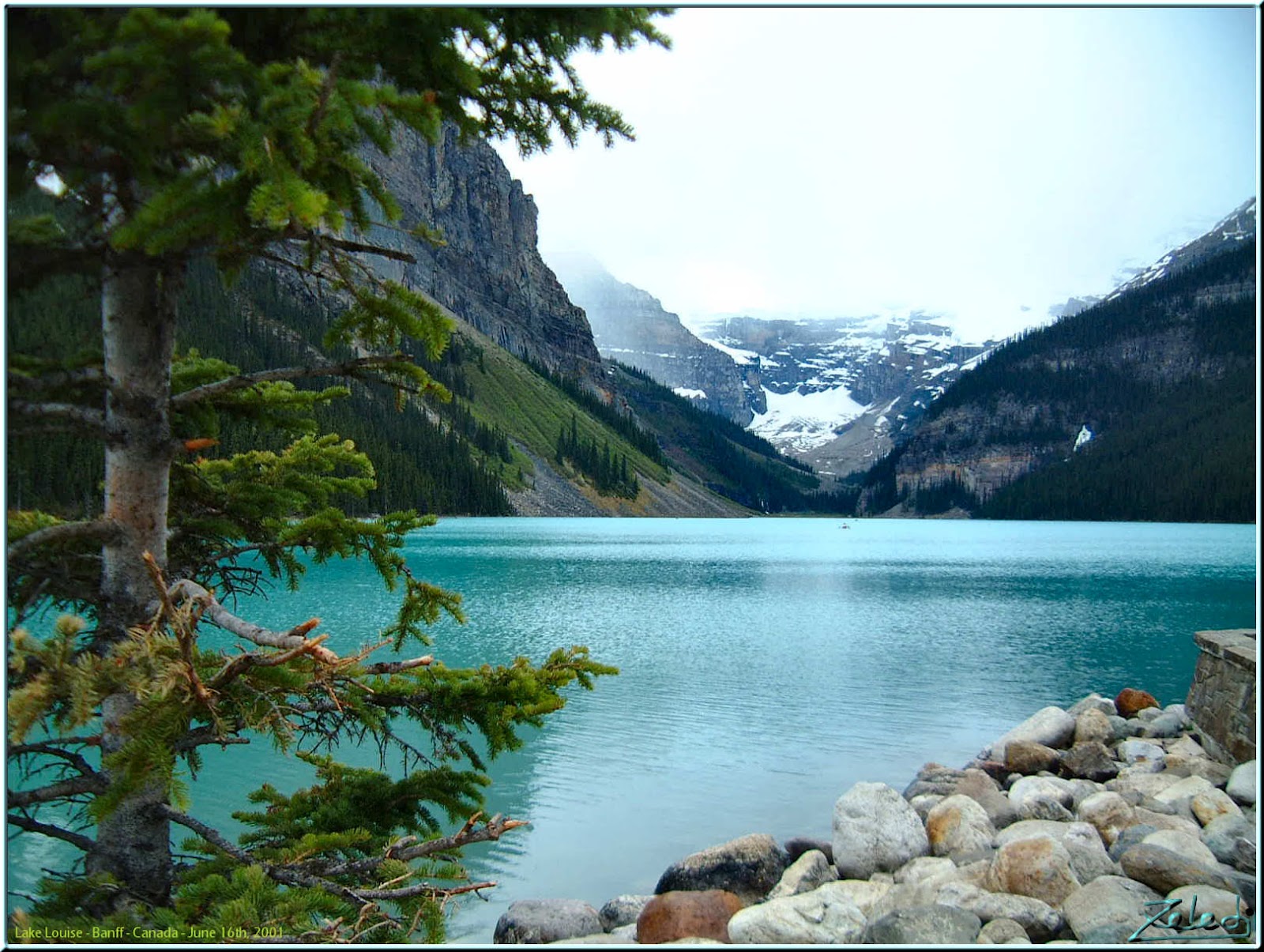 https://mdw-travel-data-us-east-1.s3.amazonaws.com/img/country/Canada/Lake-Louise/img_04.jpg