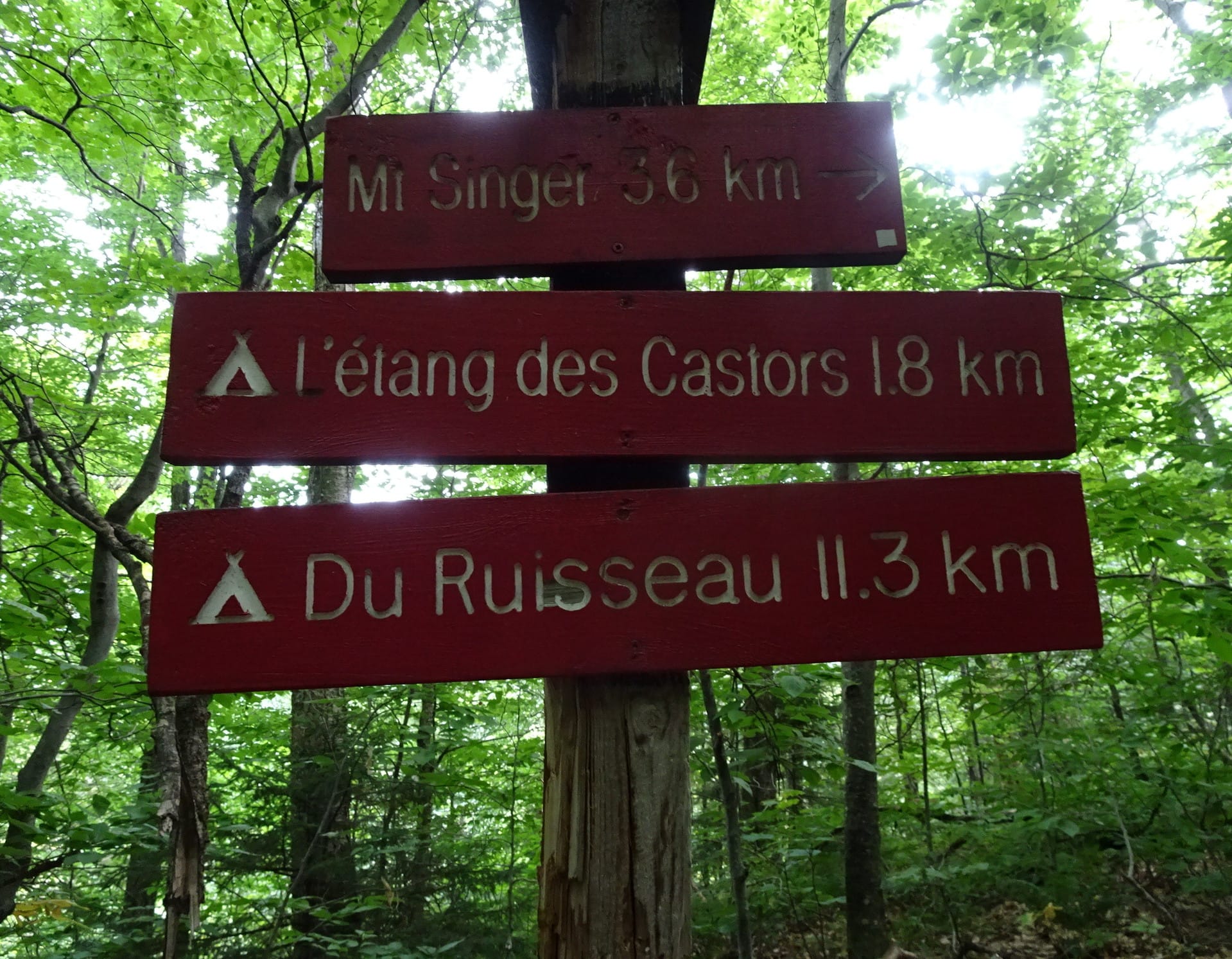 https://mdw-travel-data-us-east-1.s3.amazonaws.com/img/country/Canada/Les-Sentiers-de-lEstrie/img_02.jpg
