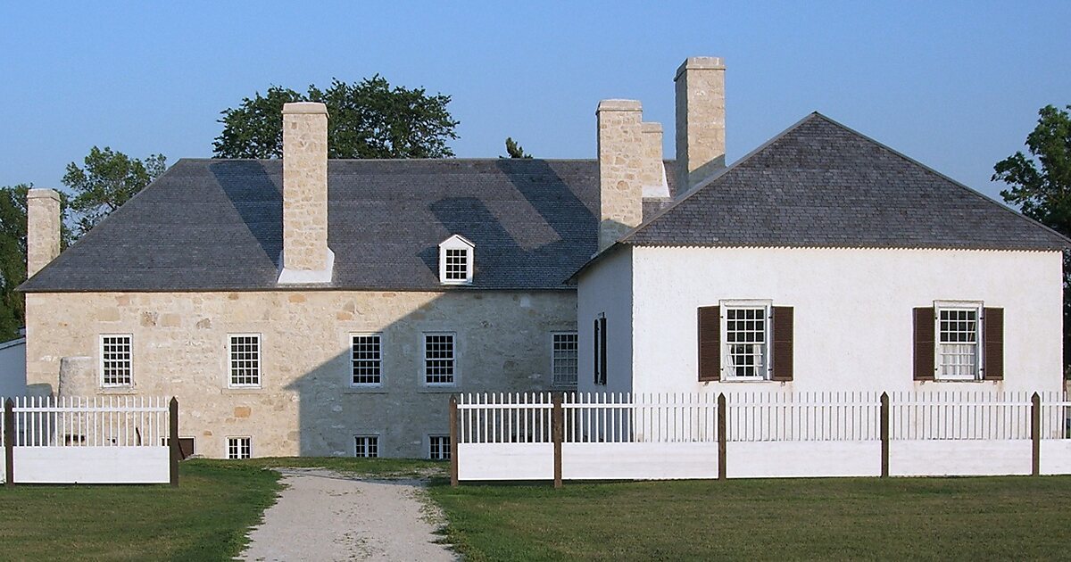 https://mdw-travel-data-us-east-1.s3.amazonaws.com/img/country/Canada/Lower-Fort-Garry-National-Historic-Site/img_05.jpg