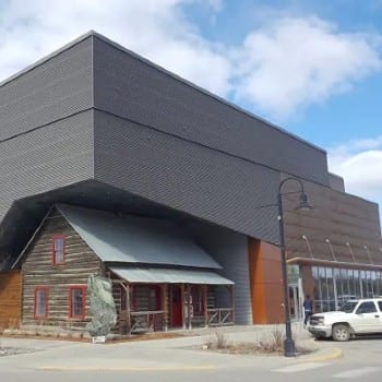 https://mdw-travel-data-us-east-1.s3.amazonaws.com/img/country/Canada/MacBride-Museum-of-Yukon-History/img_02.jpg