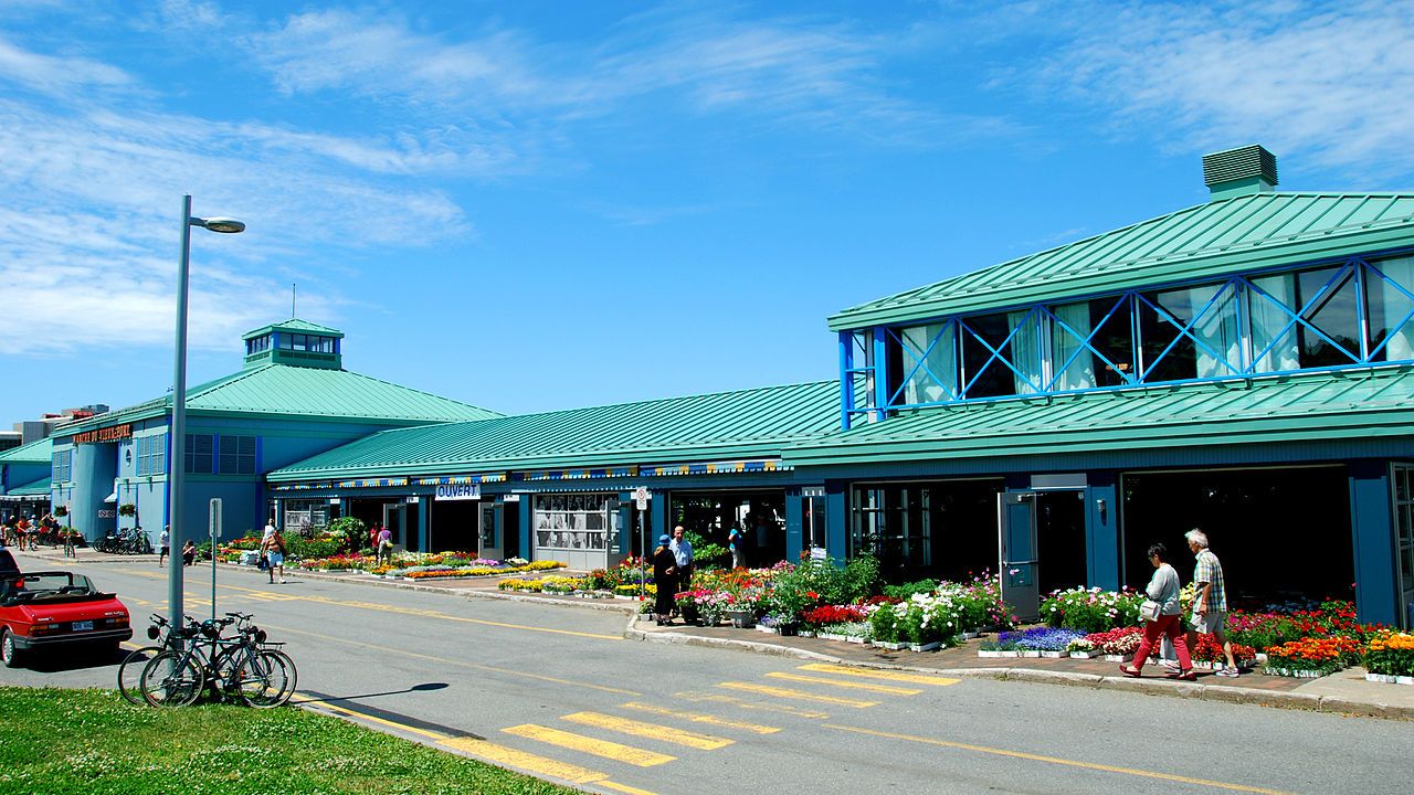 https://mdw-travel-data-us-east-1.s3.amazonaws.com/img/country/Canada/Marche-du-Vieux-Port-de-Quebec/img_00.jpg