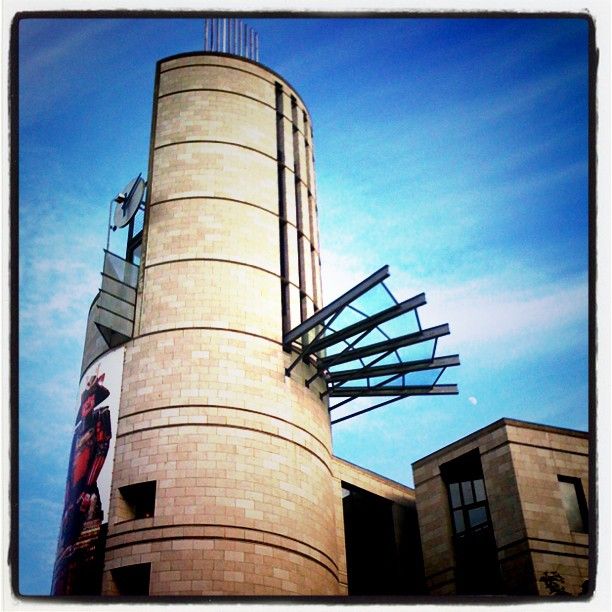 https://mdw-travel-data-us-east-1.s3.amazonaws.com/img/country/Canada/Museum-of-Archaeology-and-History-Pointe-a-Calliere/img_00.jpg