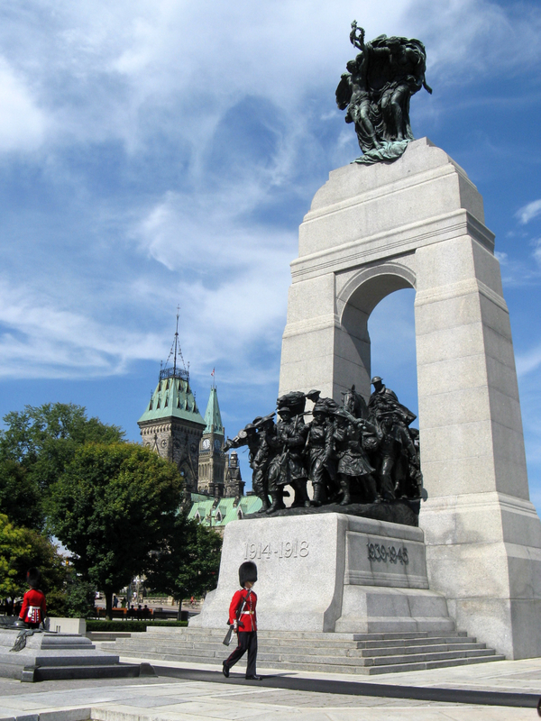 https://mdw-travel-data-us-east-1.s3.amazonaws.com/img/country/Canada/National-War-Memorial/img_01.jpg