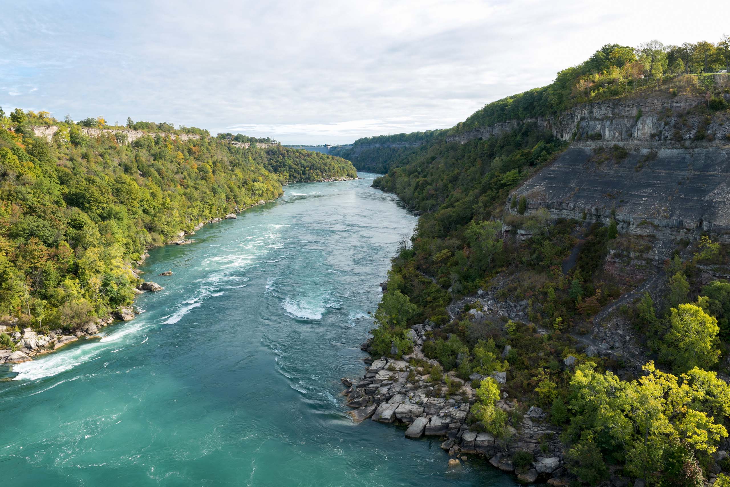 https://mdw-travel-data-us-east-1.s3.amazonaws.com/img/country/Canada/Niagara-Glen-Nature-Centre/img_02.jpg