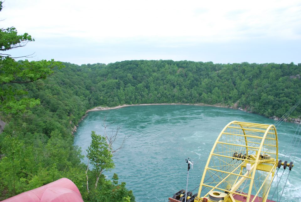 https://mdw-travel-data-us-east-1.s3.amazonaws.com/img/country/Canada/Niagara-Whirlpool/img_01.jpg