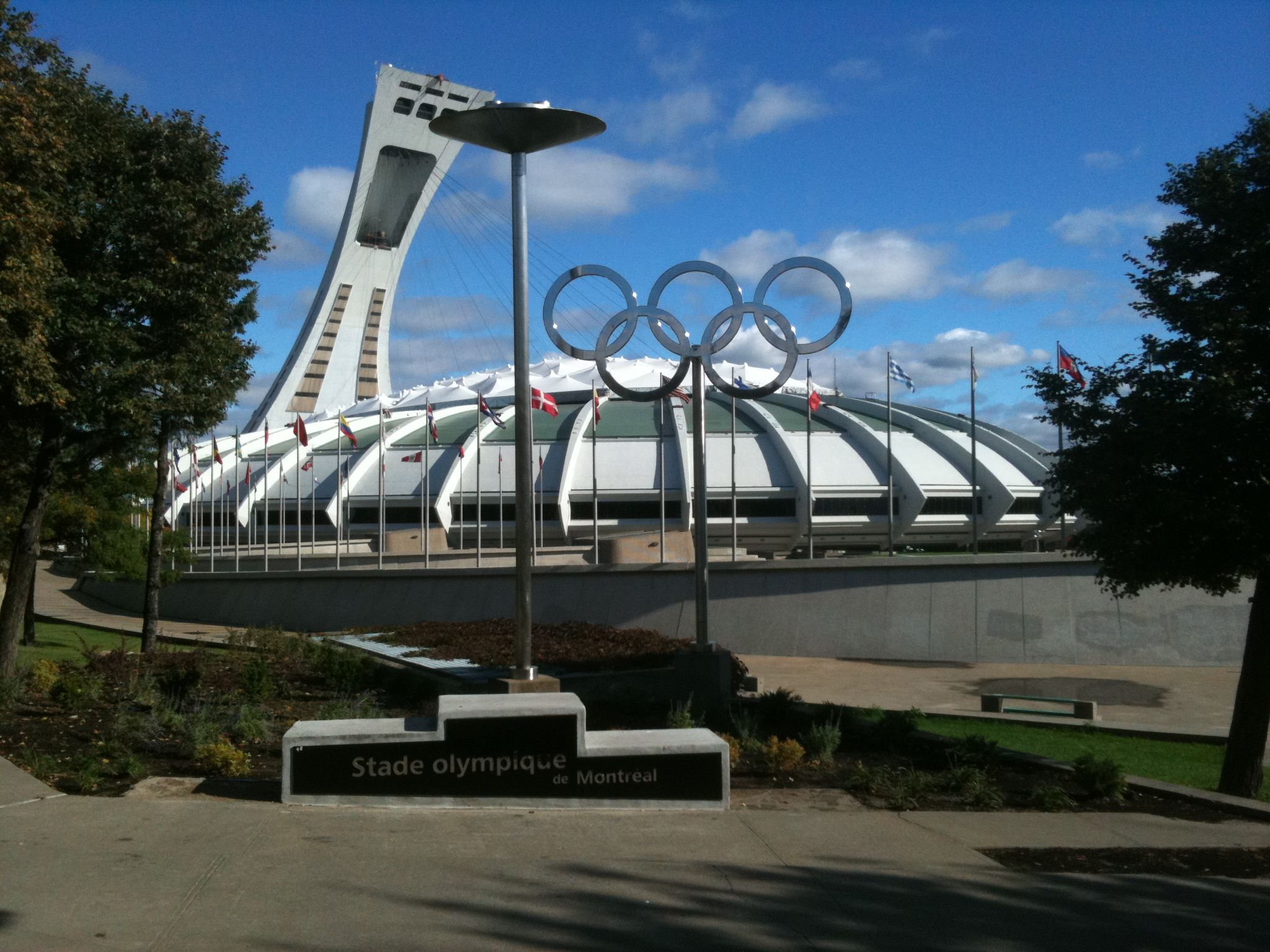 https://mdw-travel-data-us-east-1.s3.amazonaws.com/img/country/Canada/Olympic-Stadium/img_03.jpg