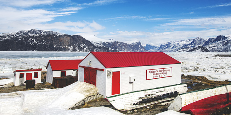 https://mdw-travel-data-us-east-1.s3.amazonaws.com/img/country/Canada/Pangnirtung-Visitor-Centre/img_03.jpg