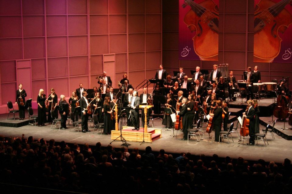 https://mdw-travel-data-us-east-1.s3.amazonaws.com/img/country/Canada/Regina-Symphony-Orchestra/img_01.jpg