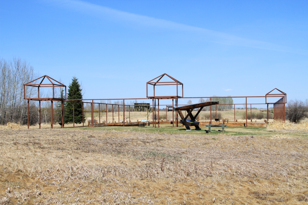 https://mdw-travel-data-us-east-1.s3.amazonaws.com/img/country/Canada/Rocky-Mountain-House-National-Historic-Site/img_01.jpg