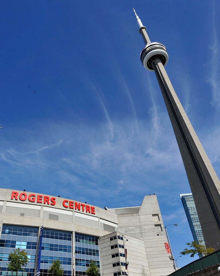 https://mdw-travel-data-us-east-1.s3.amazonaws.com/img/country/Canada/Rogers-Centre/img_01.jpg