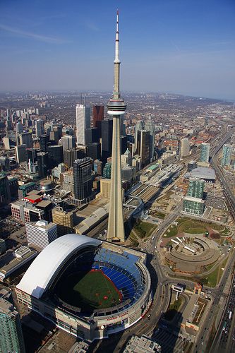 https://mdw-travel-data-us-east-1.s3.amazonaws.com/img/country/Canada/Rogers-Centre/img_03.jpg