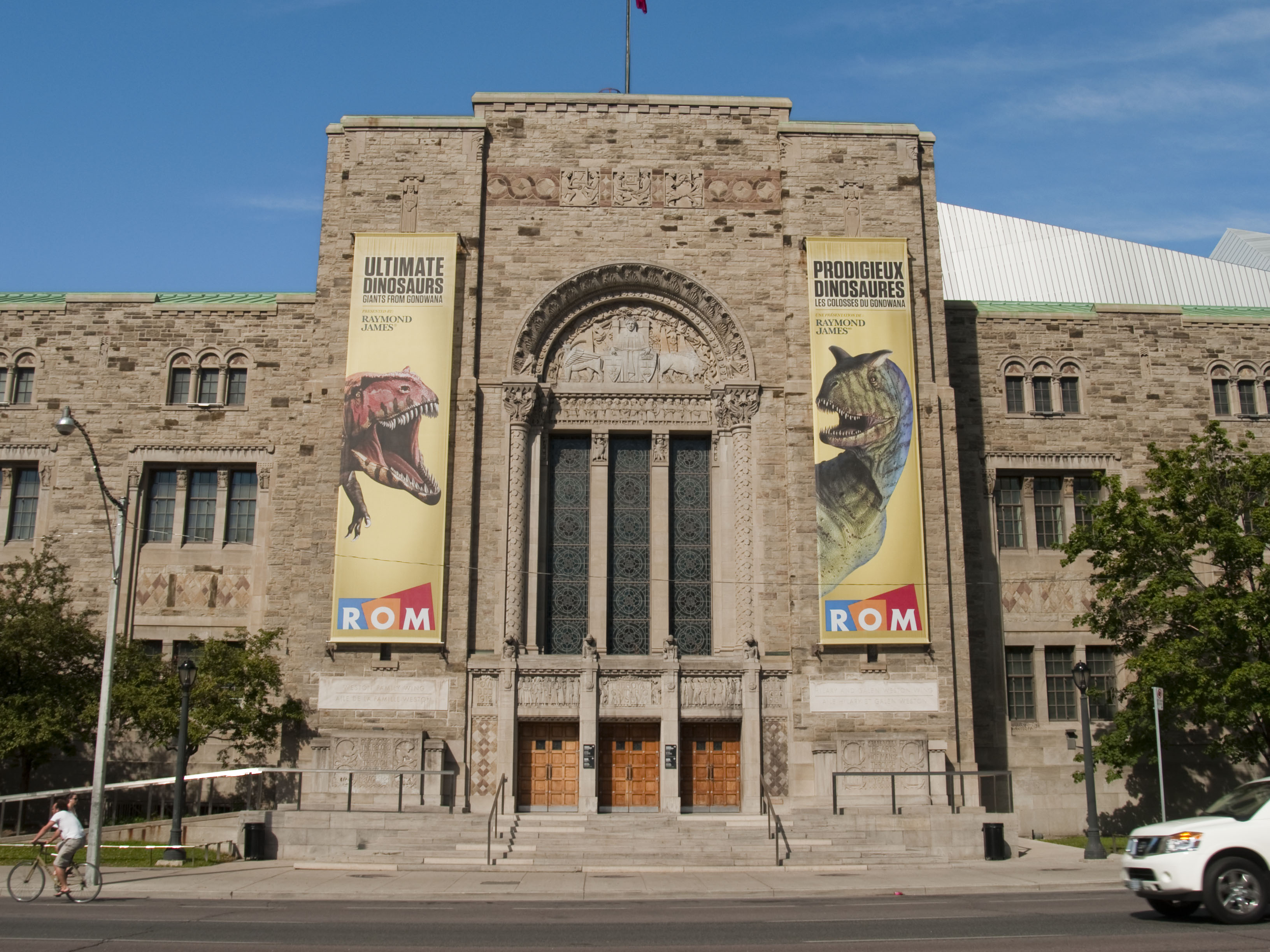 https://mdw-travel-data-us-east-1.s3.amazonaws.com/img/country/Canada/Royal-Ontario-Museum/img_02.jpg
