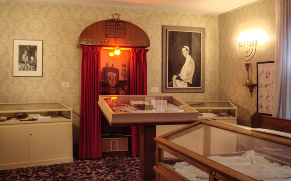 https://mdw-travel-data-us-east-1.s3.amazonaws.com/img/country/Canada/Saint-John-Jewish-Historical-Museum/img_02.jpg