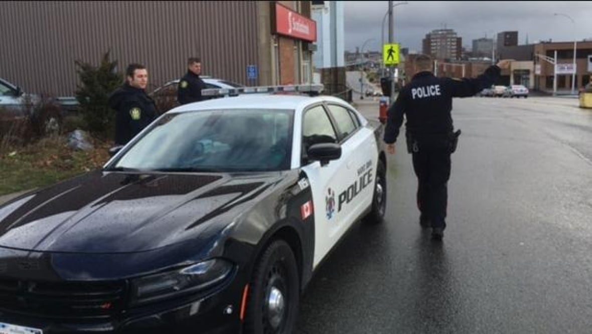 https://mdw-travel-data-us-east-1.s3.amazonaws.com/img/country/Canada/Saint-John-Police-Station/img_02.jpg