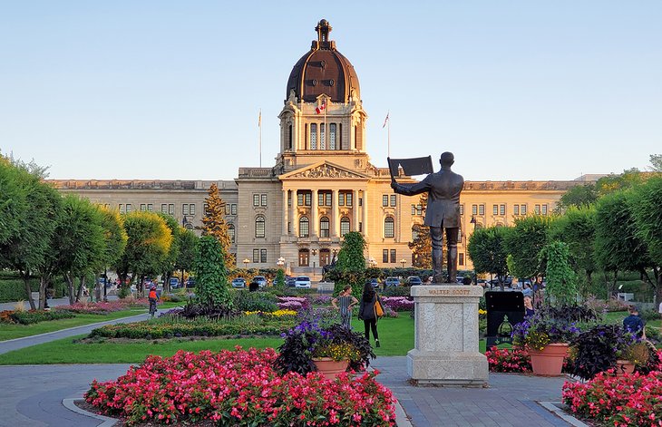 https://mdw-travel-data-us-east-1.s3.amazonaws.com/img/country/Canada/Saskatchewan-Express/img_02.jpg