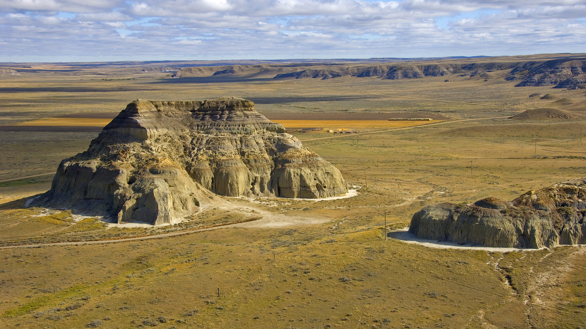 https://mdw-travel-data-us-east-1.s3.amazonaws.com/img/country/Canada/Saskatchewan-Roughriders/img_01.jpg