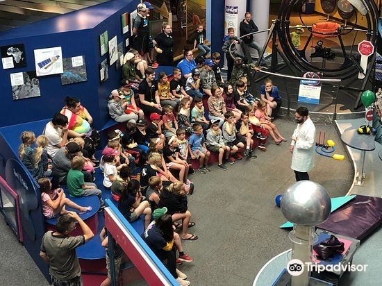 https://mdw-travel-data-us-east-1.s3.amazonaws.com/img/country/Canada/Saskatchewan-Science-Centre/img_03.jpg