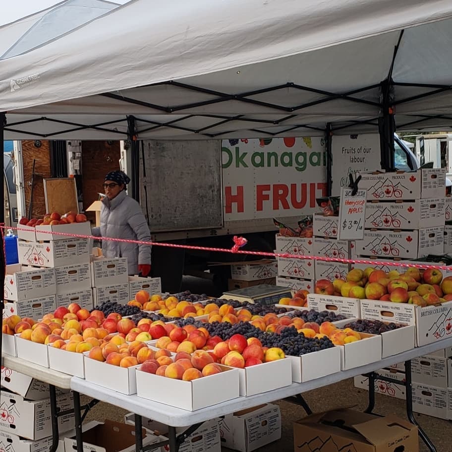 https://mdw-travel-data-us-east-1.s3.amazonaws.com/img/country/Canada/Saskatoon-Farmers-Market--Indoor-/img_01.jpg