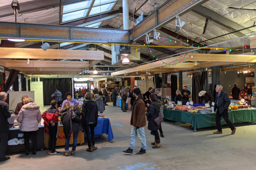 https://mdw-travel-data-us-east-1.s3.amazonaws.com/img/country/Canada/Saskatoon-Farmers-Market--Indoor-/img_03.jpg