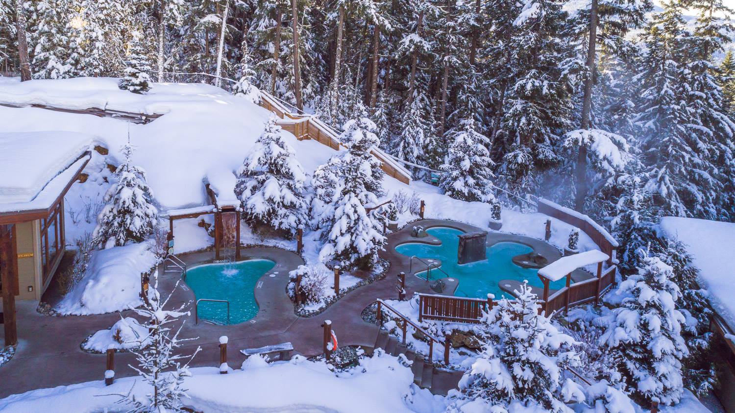 https://mdw-travel-data-us-east-1.s3.amazonaws.com/img/country/Canada/Scandinave-Spa-Whistler/img_03.jpg