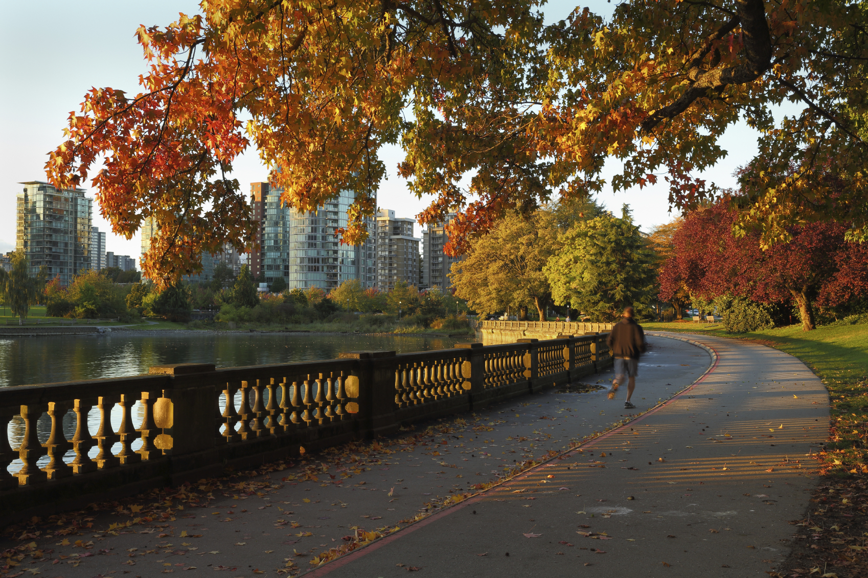 https://mdw-travel-data-us-east-1.s3.amazonaws.com/img/country/Canada/Stanley-Park/img_01.jpg