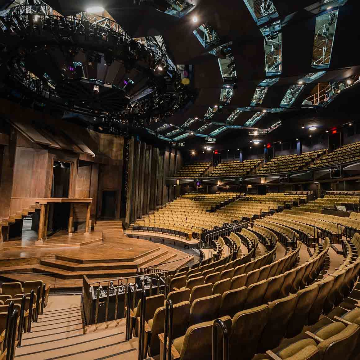 https://mdw-travel-data-us-east-1.s3.amazonaws.com/img/country/Canada/Stratford-Festival/img_01.jpg