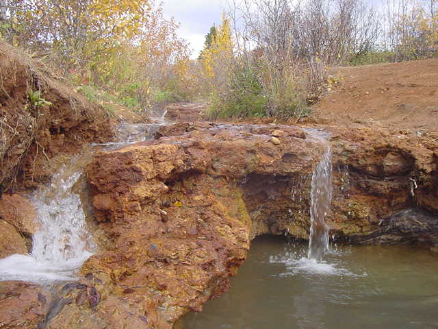 https://mdw-travel-data-us-east-1.s3.amazonaws.com/img/country/Canada/Takhini-Hot-Springs/img_03.jpg