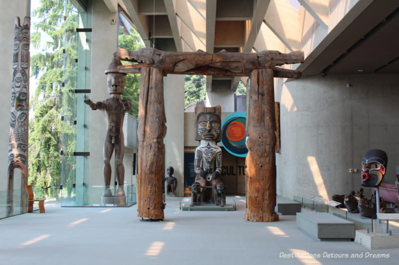 https://mdw-travel-data-us-east-1.s3.amazonaws.com/img/country/Canada/The-Museum-of-Anthropology-at-UBC/img_01.jpg