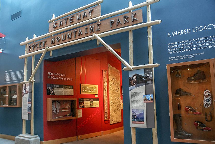 https://mdw-travel-data-us-east-1.s3.amazonaws.com/img/country/Canada/The-Whyte-Museum-of-the-Canadian-Rockies/img_01.jpg