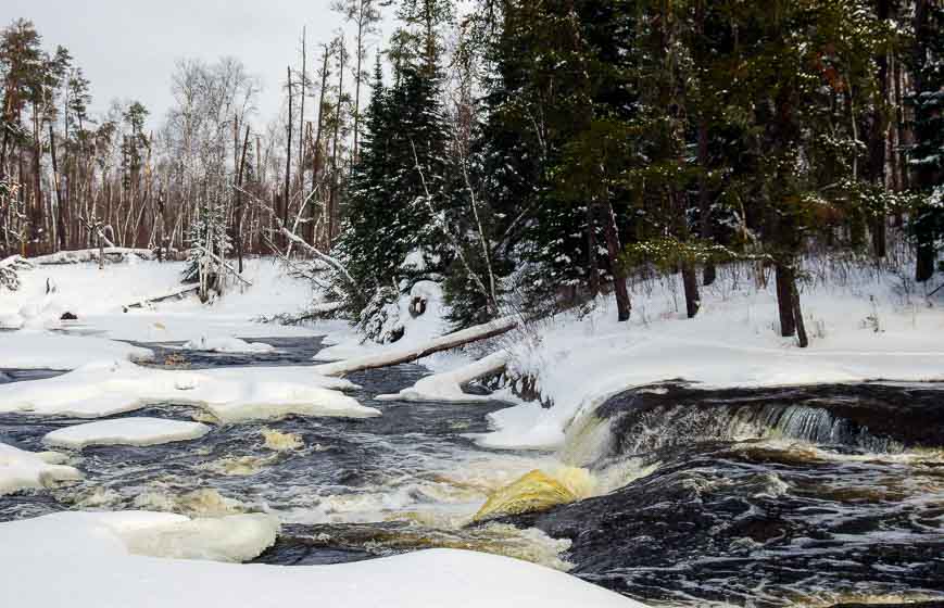 https://mdw-travel-data-us-east-1.s3.amazonaws.com/img/country/Canada/Whiteshell-Provincial-Park/img_05.jpg
