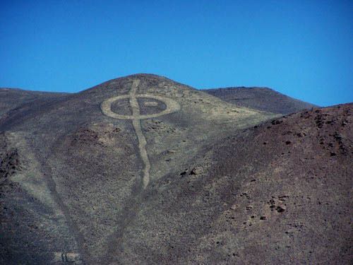 https://mdw-travel-data-us-east-1.s3.amazonaws.com/img/country/Chile/Ancient-Geoglyphs-of-Pintados/img_02.jpg