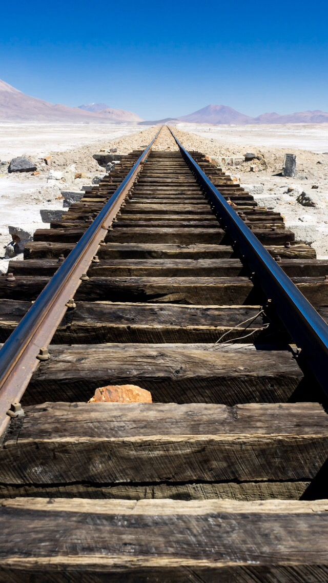 https://mdw-travel-data-us-east-1.s3.amazonaws.com/img/country/Chile/Bolivian-Railways/img_00.jpg