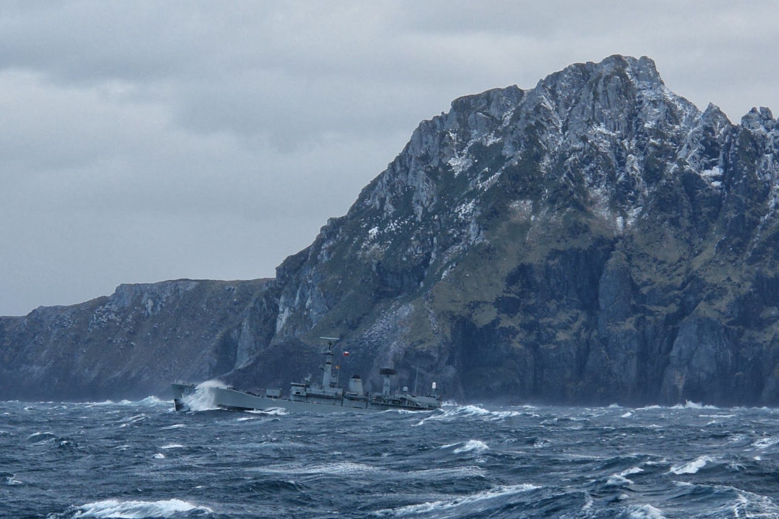 https://mdw-travel-data-us-east-1.s3.amazonaws.com/img/country/Chile/Cabo-de-Hornos-National-Park/img_03.jpg