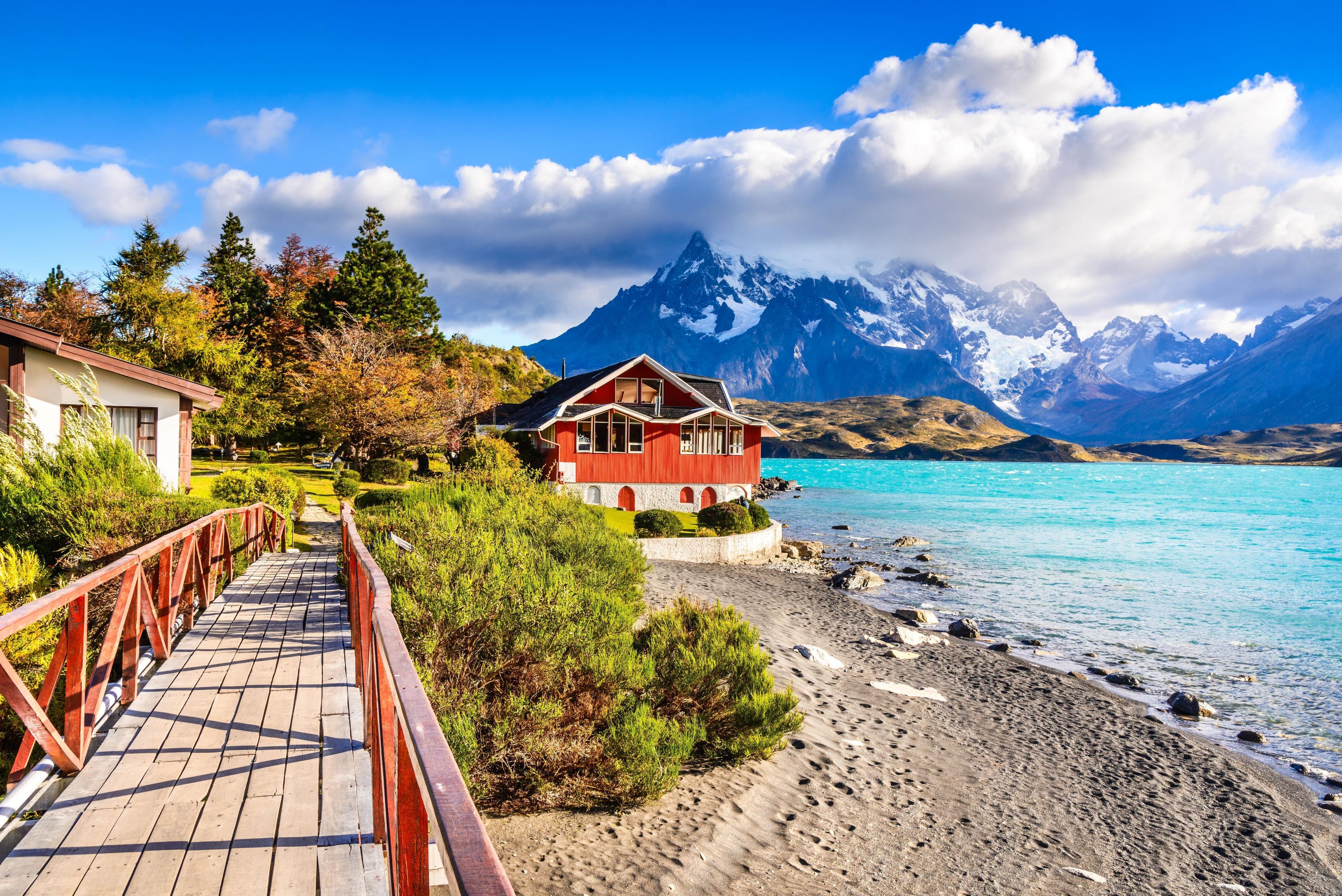 https://mdw-travel-data-us-east-1.s3.amazonaws.com/img/country/Chile/Canon-del-Blanco/img_02.jpg