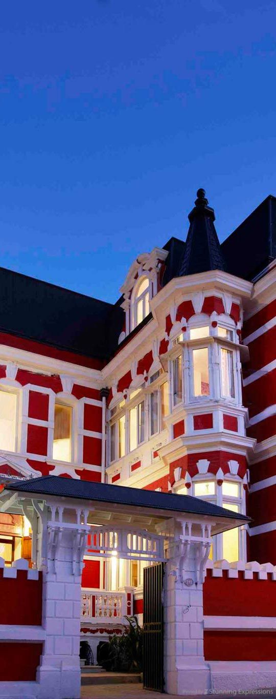 https://mdw-travel-data-us-east-1.s3.amazonaws.com/img/country/Chile/Casa-Astoreca-Hotel/img_01.jpg