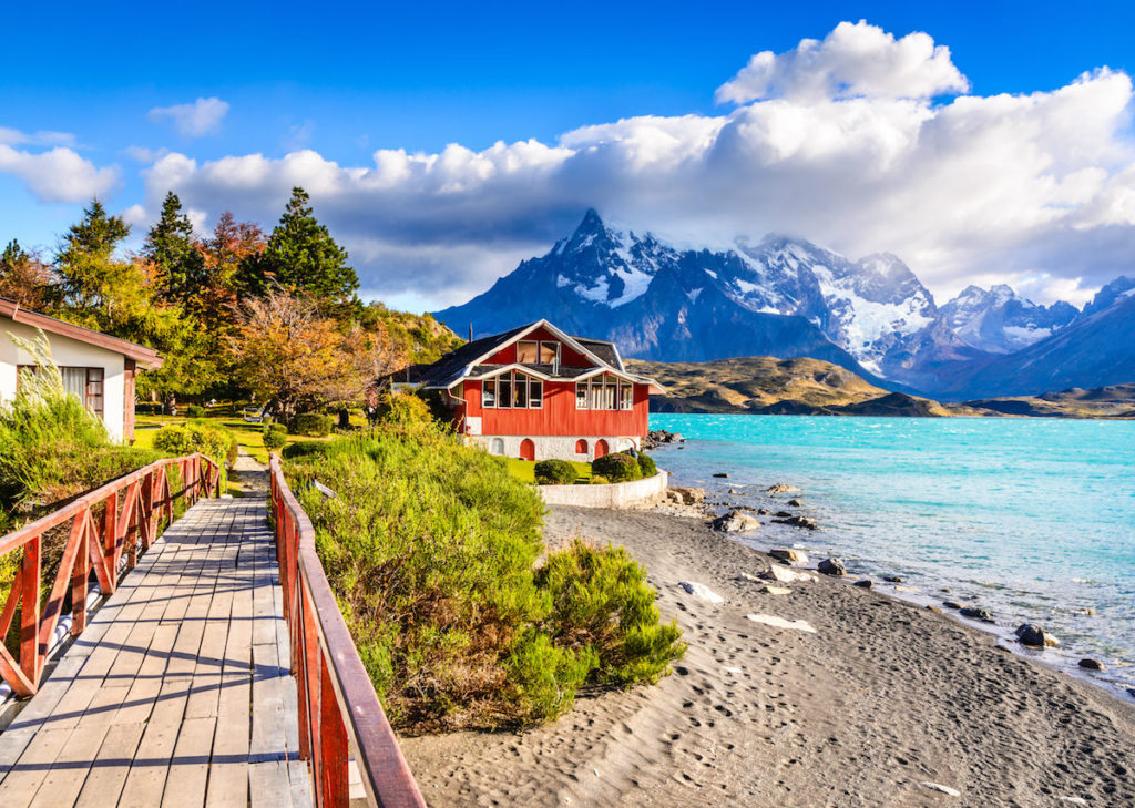 https://mdw-travel-data-us-east-1.s3.amazonaws.com/img/country/Chile/Casa-de-la-Cultura/img_01.jpg