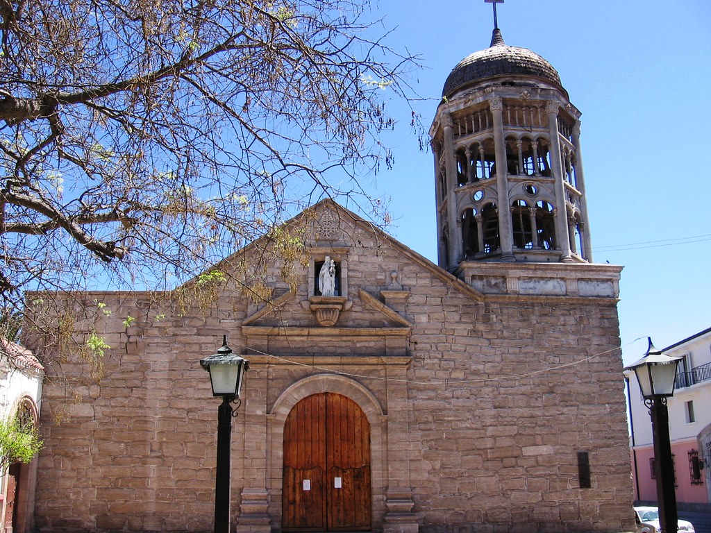https://mdw-travel-data-us-east-1.s3.amazonaws.com/img/country/Chile/Catedral-de-La-Serena/img_01.jpg