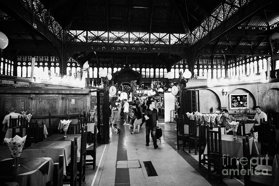 https://mdw-travel-data-us-east-1.s3.amazonaws.com/img/country/Chile/Central-Market--Mercado-Central-/img_02.jpg