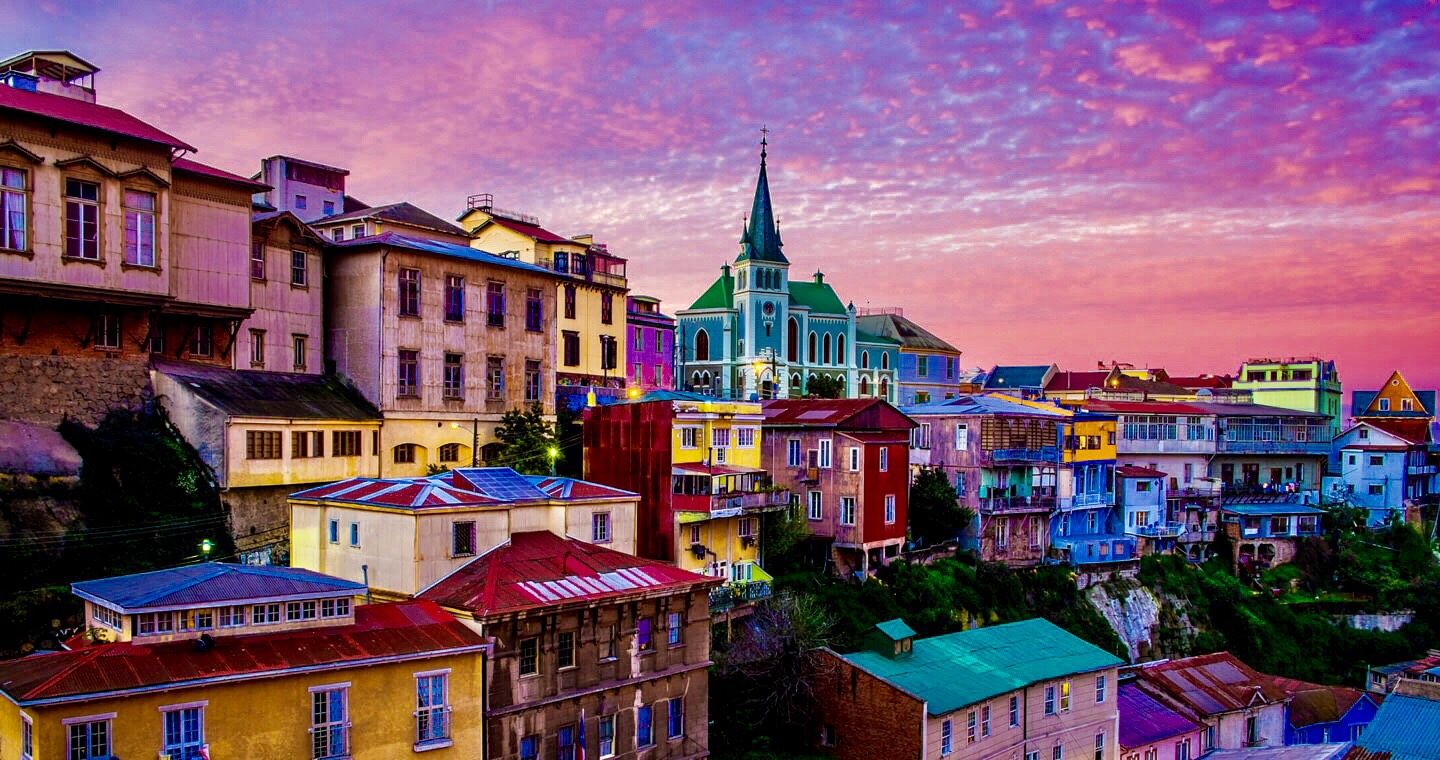 https://mdw-travel-data-us-east-1.s3.amazonaws.com/img/country/Chile/Cerro-Concepcion/img_00.jpg