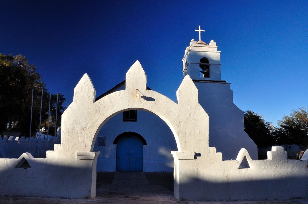 https://mdw-travel-data-us-east-1.s3.amazonaws.com/img/country/Chile/Church-of-San-Pedro-de-Atacama/img_02.jpg